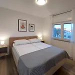 Maslenica Apartments