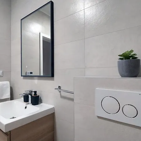 Maslenica Apartments *