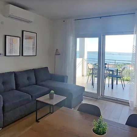 Maslenica Apartments *