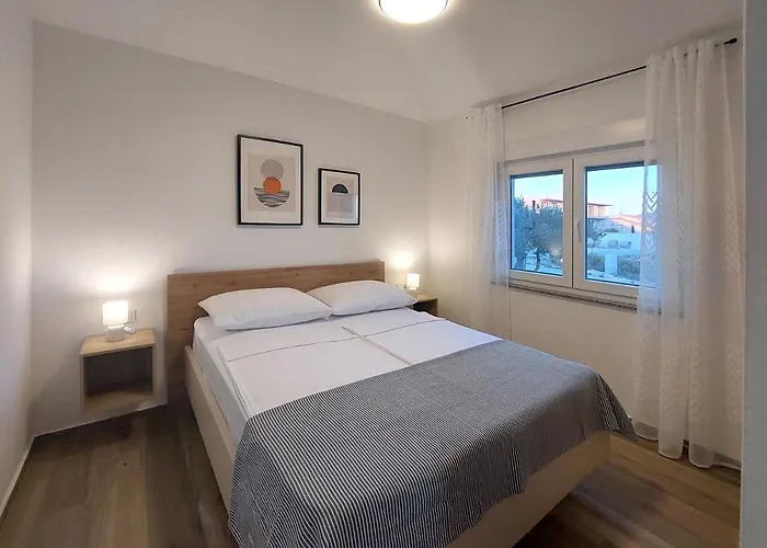 Maslenica Apartments