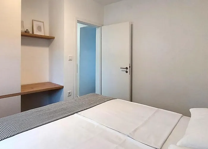 Maslenica Apartments
