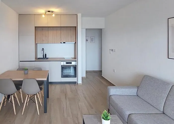 Maslenica Apartments *