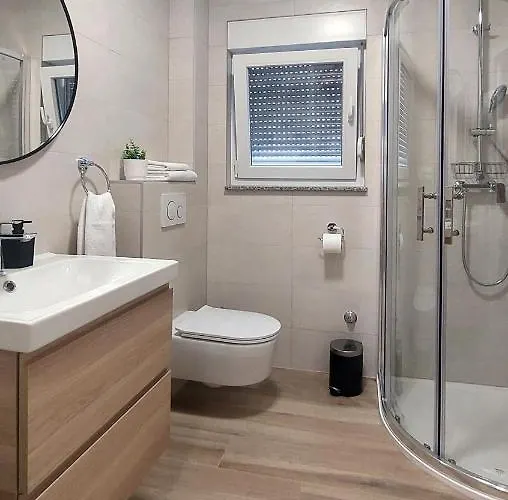 Maslenica Apartments